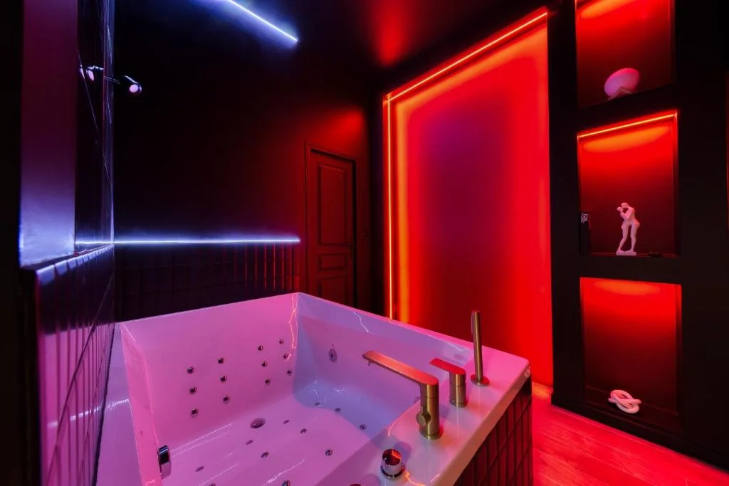 Secret Suite Deluxe - Jacuzzi